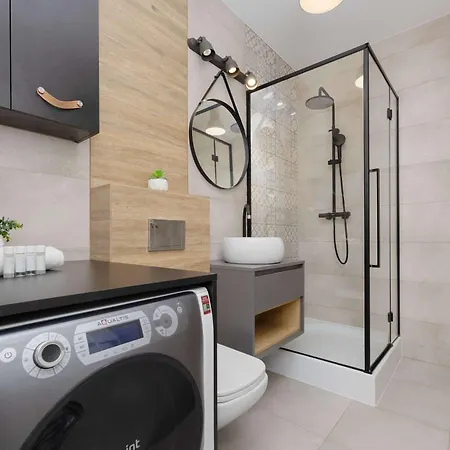 아파트 Cozy With Parking And Garden By Renters