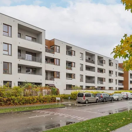 Cozy With Parking And Garden By Renters Apartment Warsaw