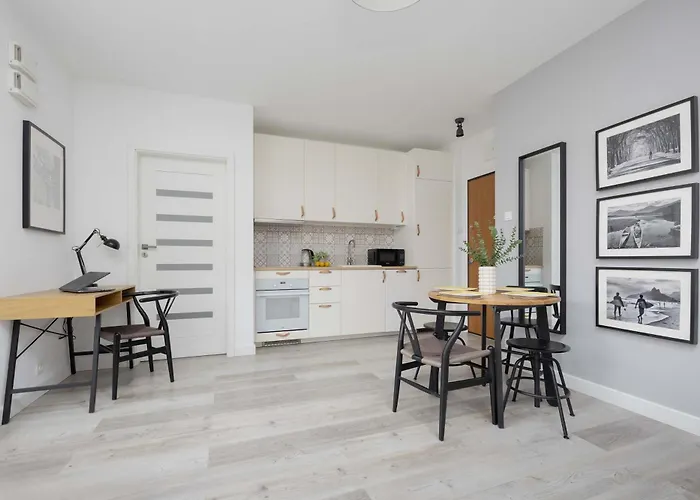 Cozy With Parking And Garden By Renters Appartement
