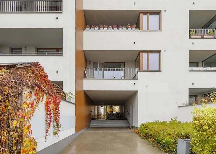 Cozy With Parking And Garden By Renters Appartement Warschau