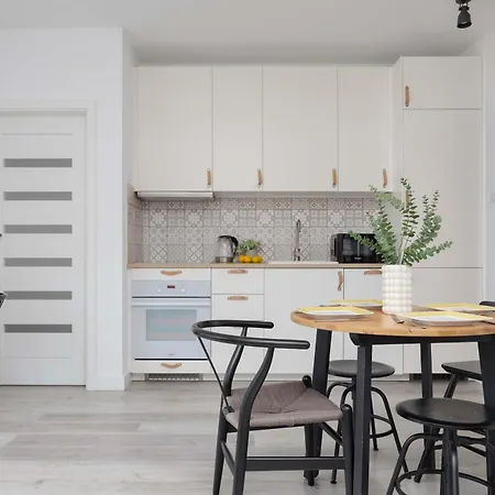 Apartament Cozy With Parking And Garden By Renters *