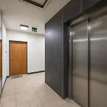 Apartamento Cozy With Parking And Garden By Renters Varsovia