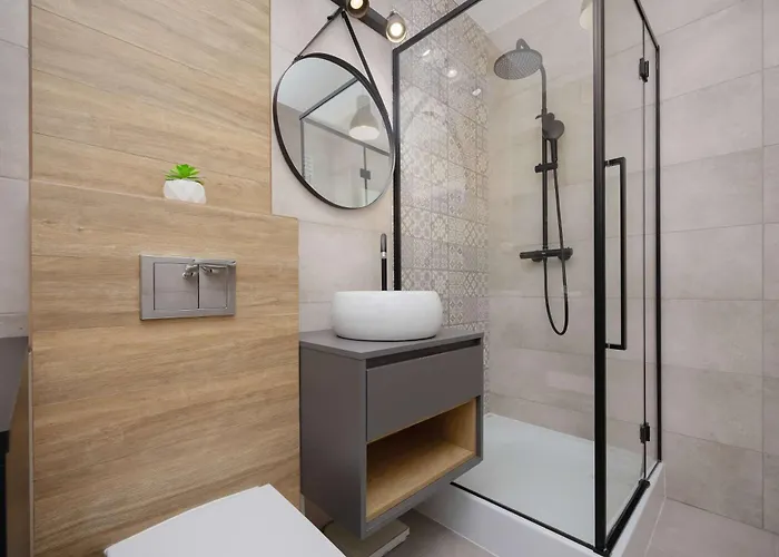 Cozy With Parking And Garden By Renters Apartment *